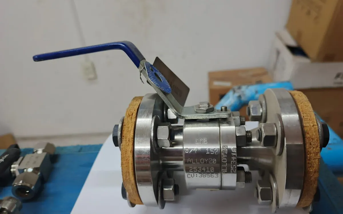 Trunnion-mounted stainless steel ball valve on the bench